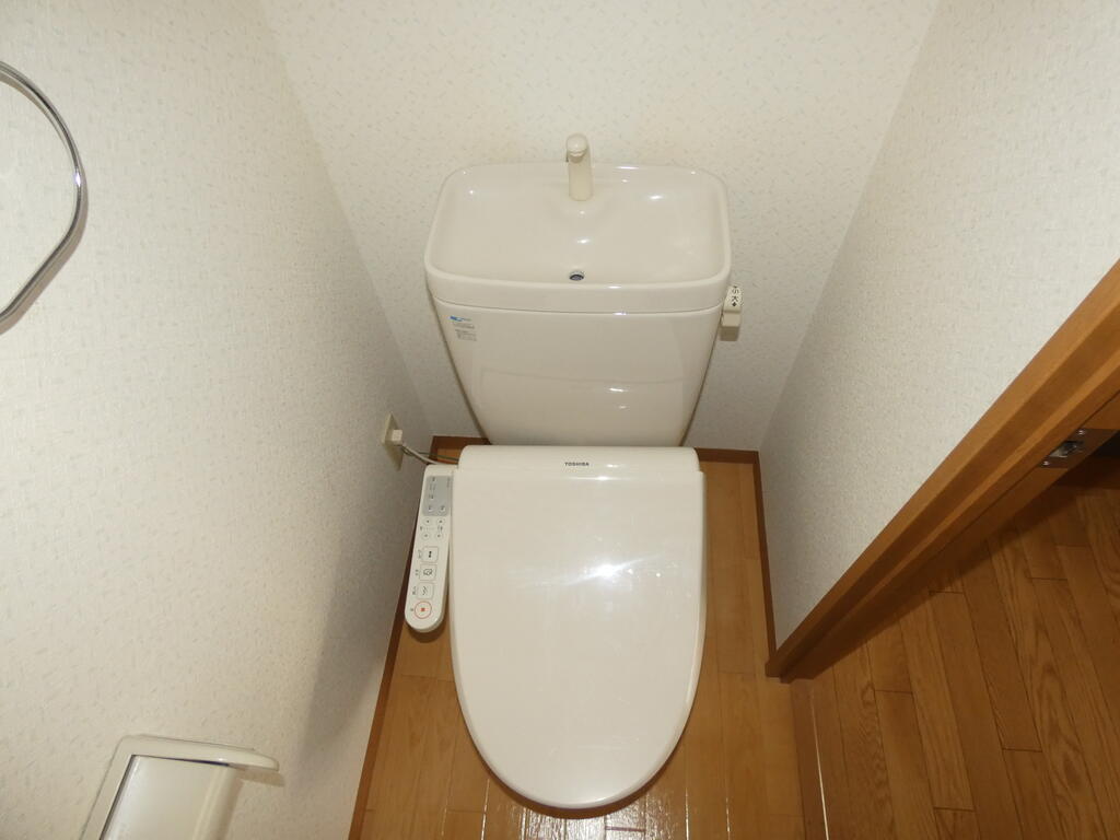 トイレ　参考写真