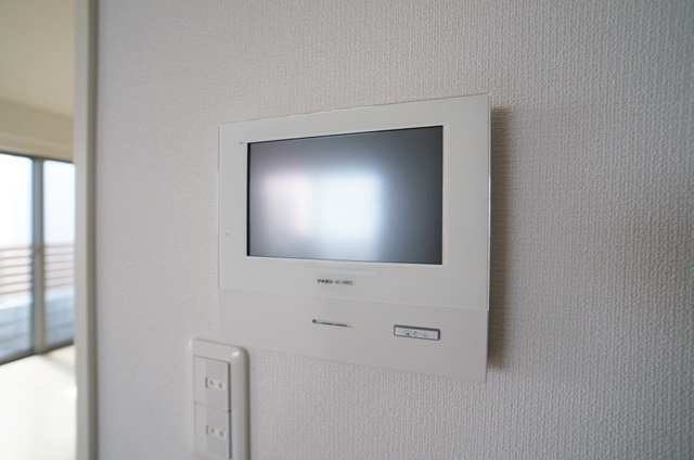 セキュリティ　ＴＶモニターホンで安心ですね♪