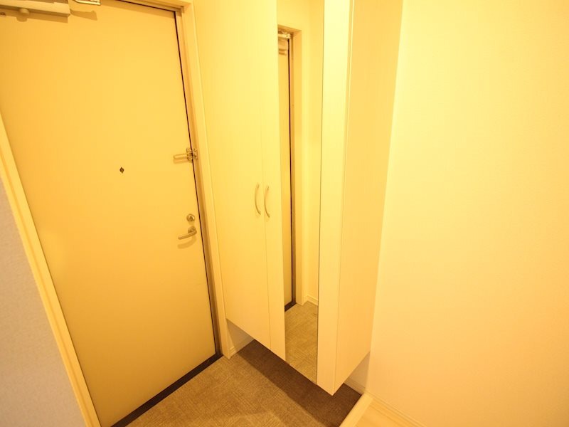 玄関　別号室