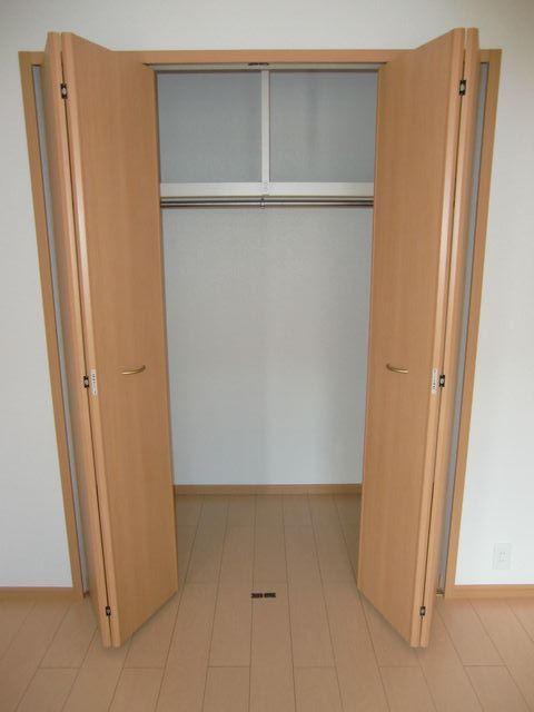 収納　クローゼット