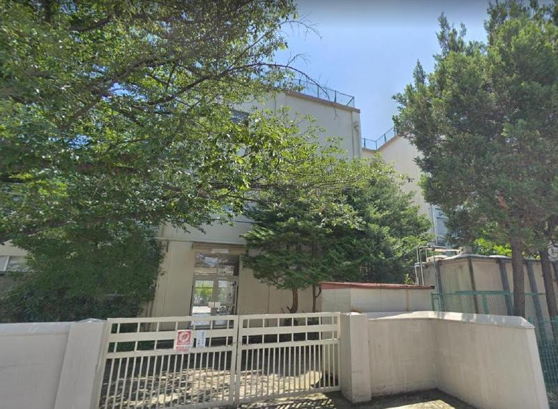 小学校　花保小学校（小学校）まで900m