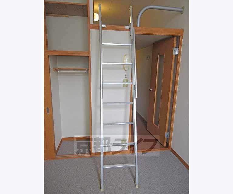 その他部屋・スペース　ここからロフトにいけます