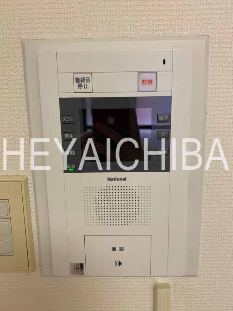 セキュリティ　モニター付きインターホン