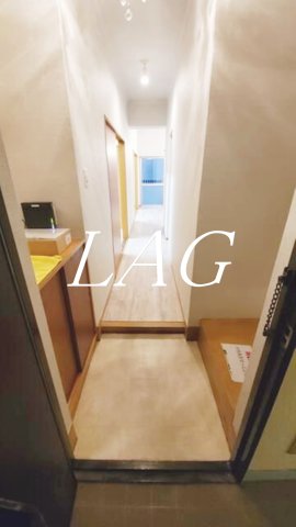 玄関　玄関です。