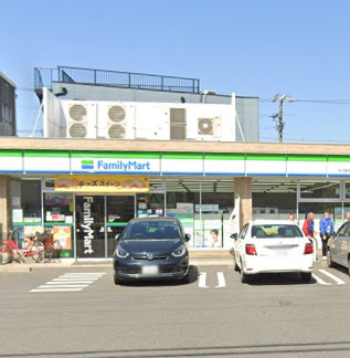 コンビニ　ファミリーマート 名古屋西高校前店（コンビニ）まで461m