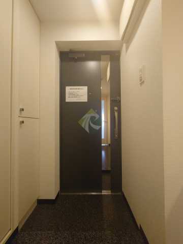 玄関　トーシンフェニックス高田馬場弐番館