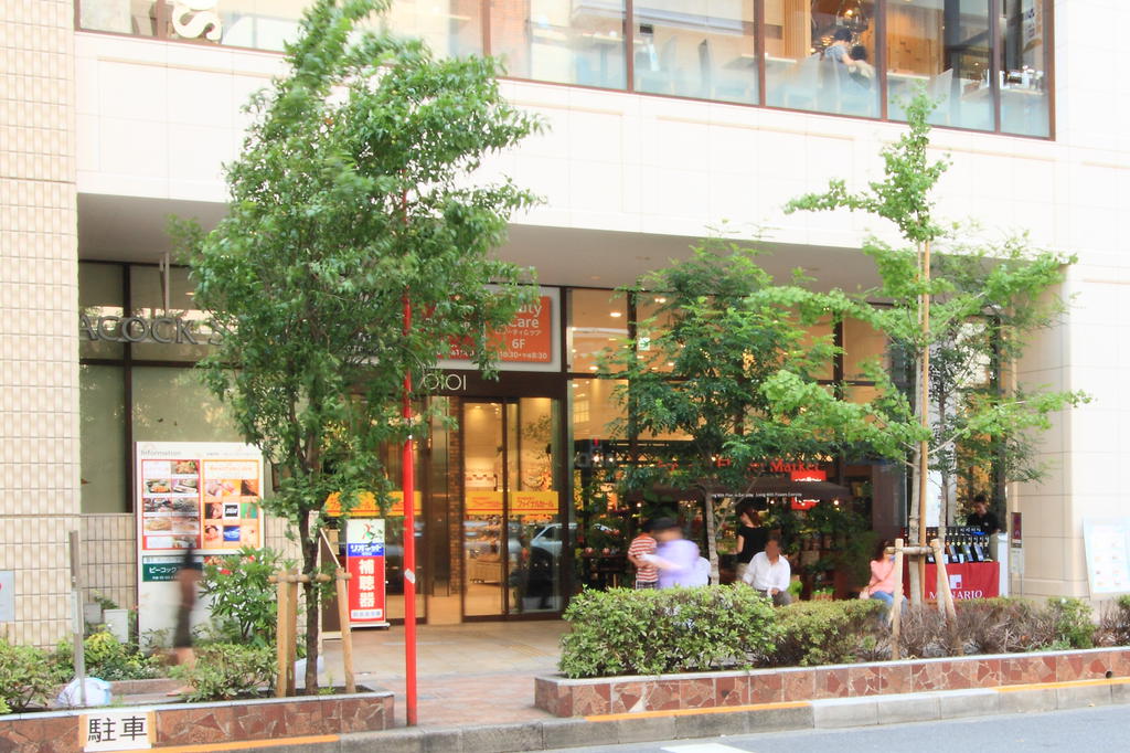 スーパー　ピーコックストア中野マルイ店（スーパー）まで258m
