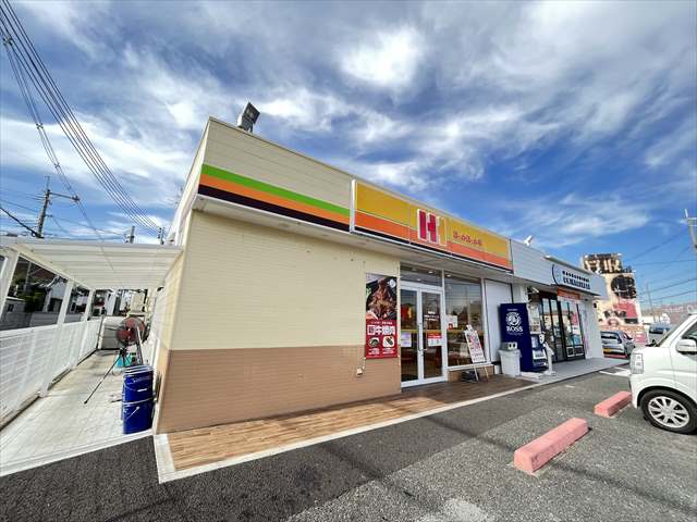 飲食店　ほっかほっか亭萱振町店（飲食店）まで448m