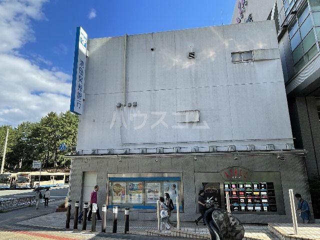 銀行　池田泉州銀行 桃山台支店（銀行）まで736m