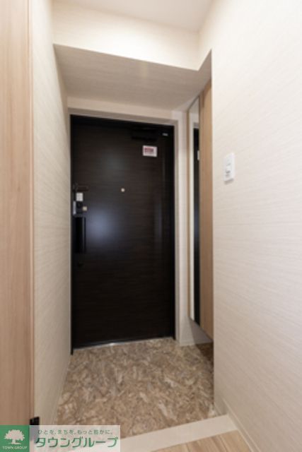 玄関　※写真は同タイプ住戸です。