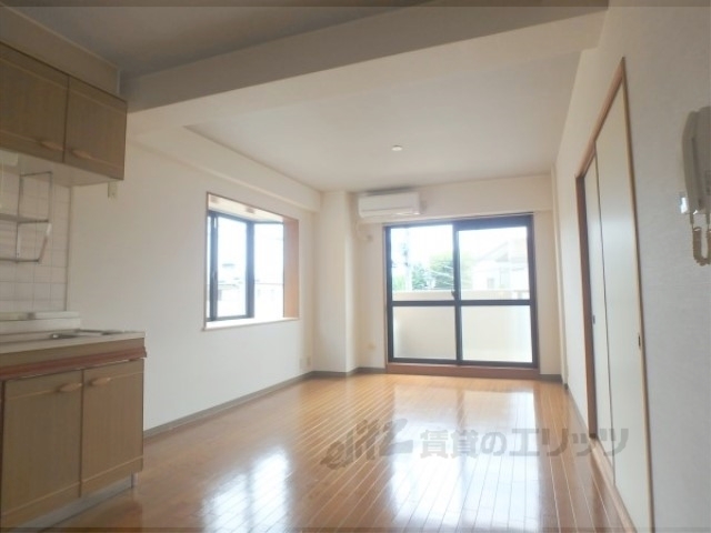 居室・リビング　リビング