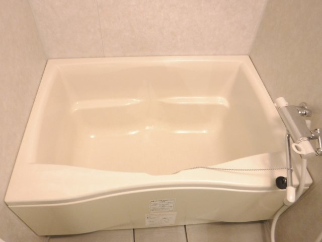 バス・シャワールーム　他のお部屋の参考写真となります。