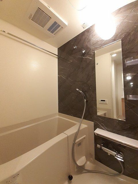 バス・シャワールーム　☆ゆったりくつろげるお風呂☆