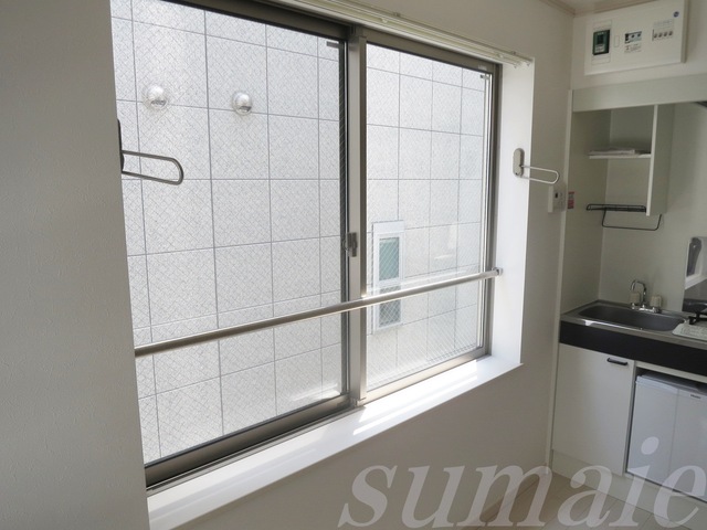 バルコニー　室内洗濯干しです★