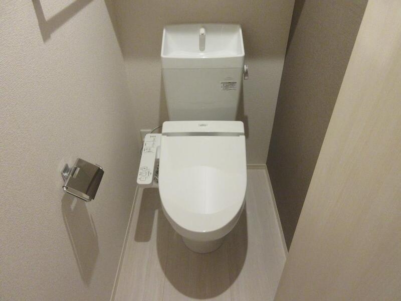 トイレ　ウォシュレットついてます