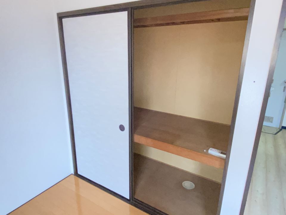 収納　６畳の洋室です