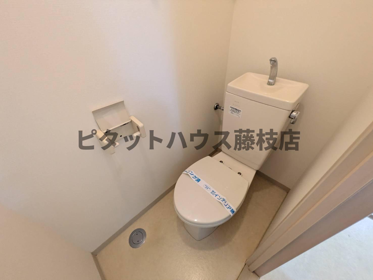 ＪＲ東海道本線 島田駅 徒歩15分 3階建 築18年のトイレ写真