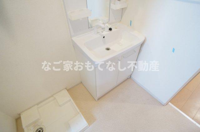 洗面設備　同型タイプ