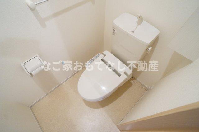 トイレ　同型タイプ