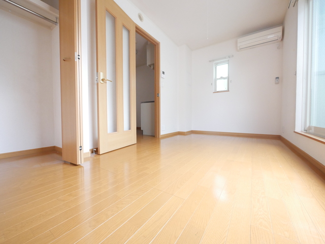 その他部屋・スペース　★２面採光で明るいお部屋です★