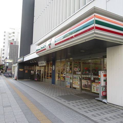 コンビニ　セブンイレブン札幌円山公園駅店（コンビニ）まで84m
