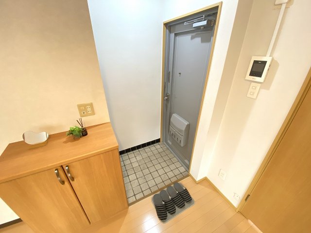 玄関　段差が少なく出入りのしやすい玄関♪