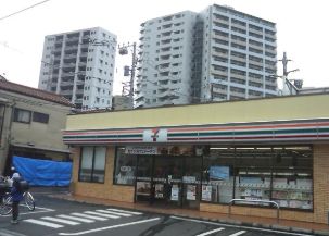 コンビニ　セブンイレブン荒川1丁目店（コンビニ）まで505m