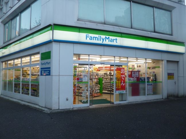 コンビニ　ファミリーマート御苑大通り店（コンビニ）まで91m