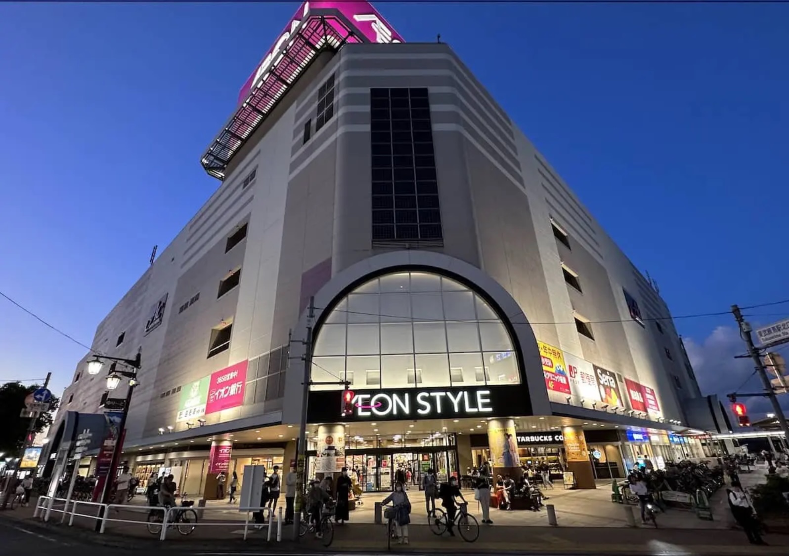 ショッピングセンター　イオン板橋ショッピングセンター（ショッピングセンター）まで965m
