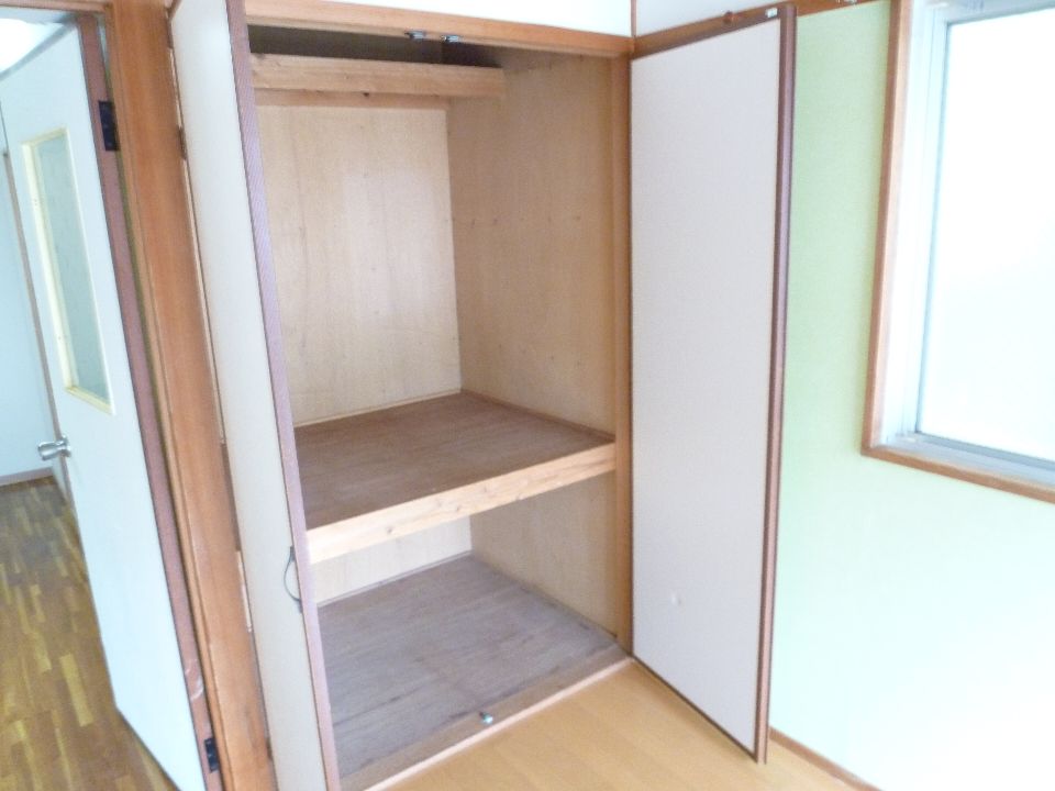 収納　上下２段収納です
