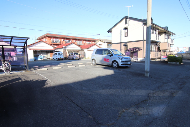 駐車場　駐車場