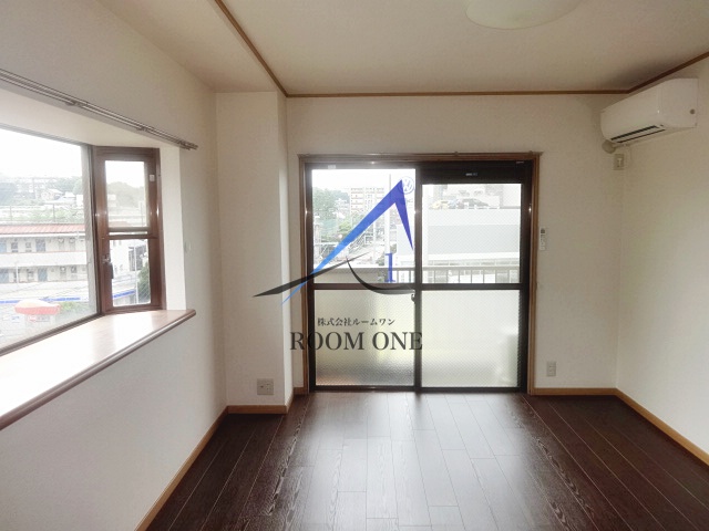 居室・リビング　洋室のお部屋です。