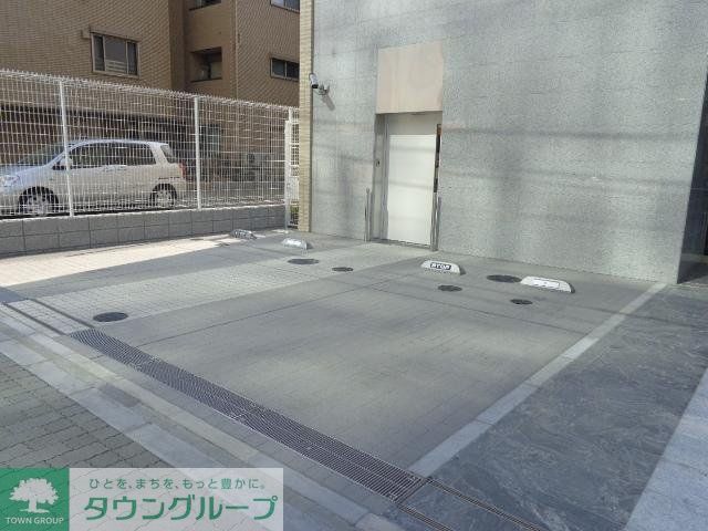 駐車場　駐車スペース