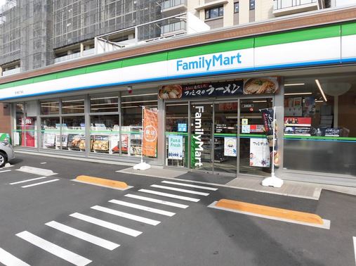 コンビニ　ファミリーマート西六郷三丁目店（コンビニ）まで413m