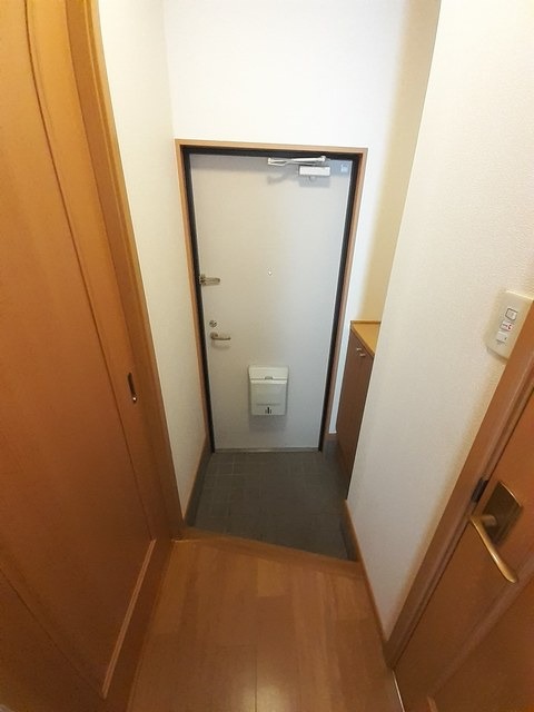 玄関　図面と現状に相違がある場合には現状を優先