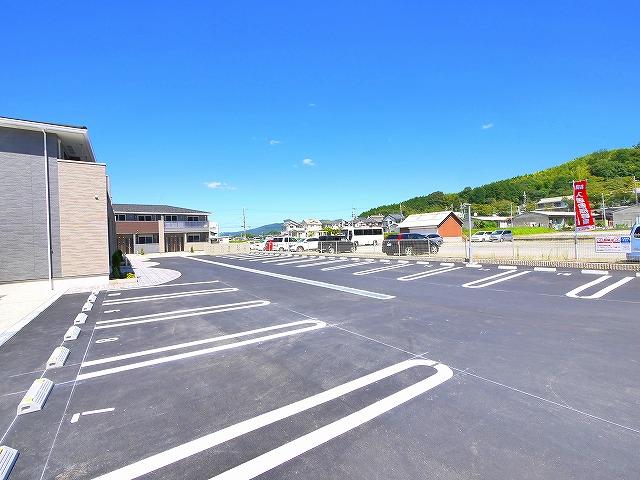 駐車場　駐車場です