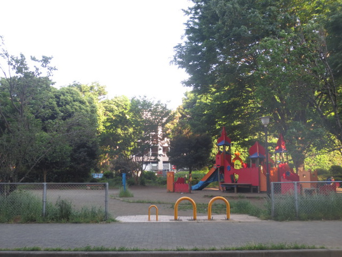 公園　古淵西公園（公園）まで600m