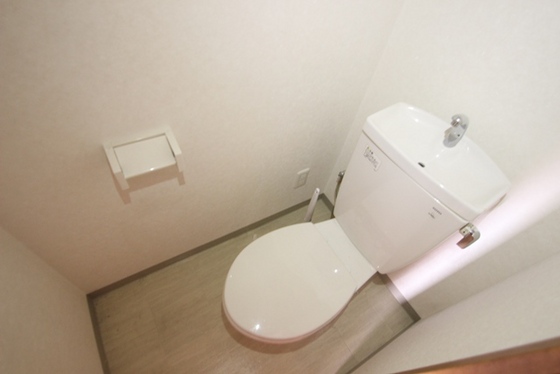 トイレ　※他部屋の写真です。