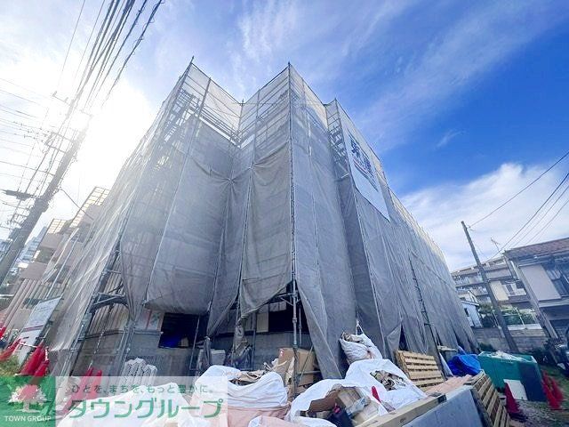 建物外観　駐車場