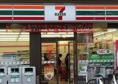 コンビニ　セブンイレブン 新宿6丁目店（コンビニ）まで453m