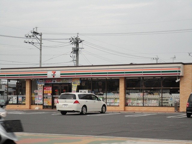 その他　セブンイレブン鹿児島中山上西店（その他）まで704m