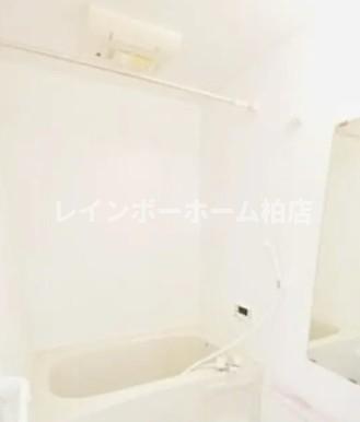 バス・シャワールーム　お風呂で日々の疲れを落としましょう