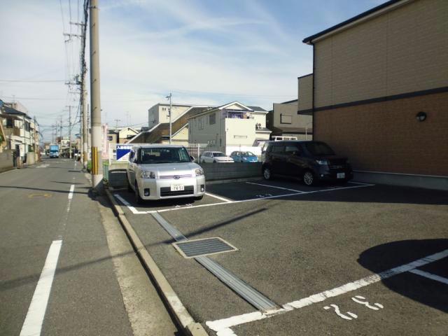駐車場　駐車場