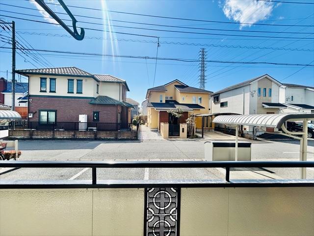 眺望　同一建物内１０２号室内装写真転載