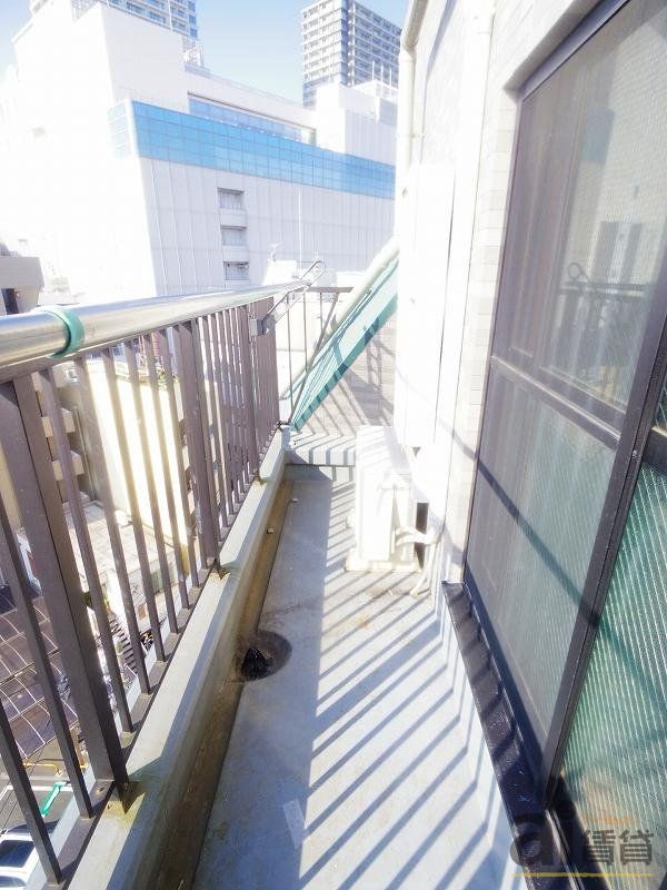 バルコニー　※同仕様写真