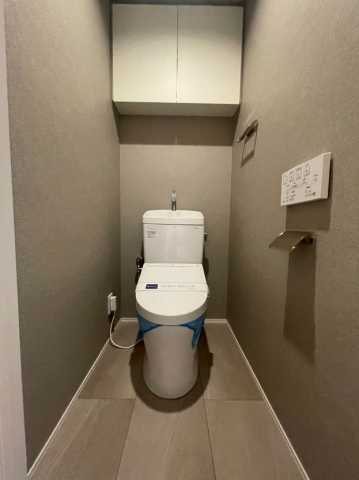 トイレ　別部屋の参考写真となります