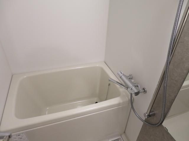 バス・シャワールーム　追い焚きあり