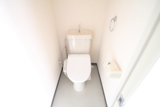 トイレ　※別部屋の写真です