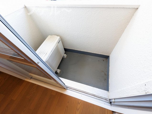 バルコニー　別部屋イメージ写真