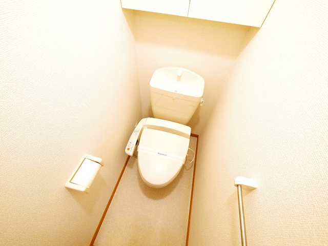 トイレ　落ち着いたトイレです
